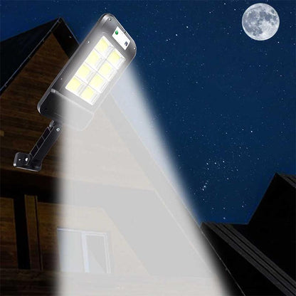 Solcelledrevet LED-lampe til udendørs brug
